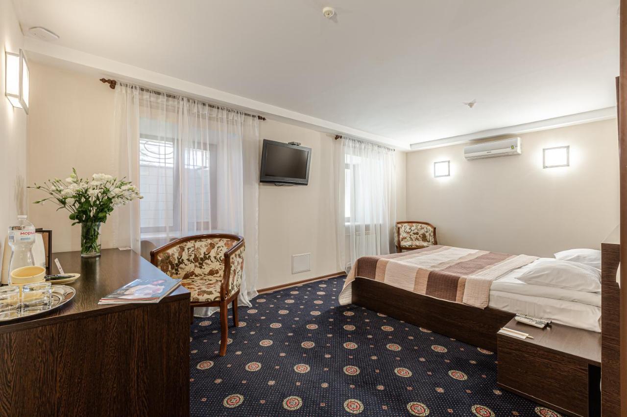 Senator City Center Kiev Esterno foto
