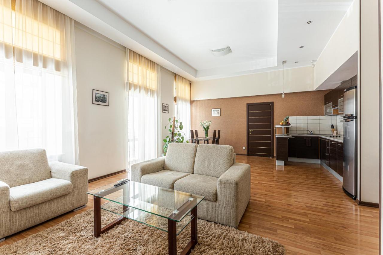 Senator City Center Kiev Esterno foto